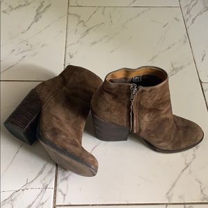 Dolce Vita suede booties